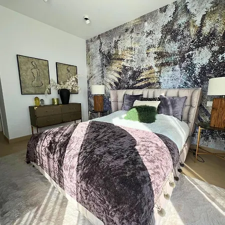 Villa Barcelona 11 *